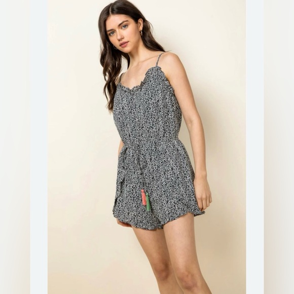 THML Ruffle Romper Black Size XS - Picture 2 of 7